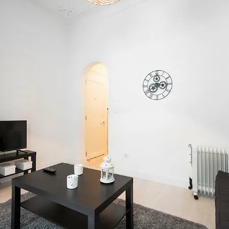 Trendy Alcantara Apartment * Lisbon