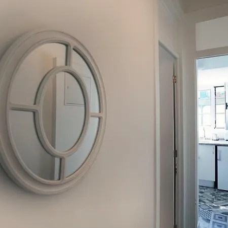 Trendy Alcantara Apartment *