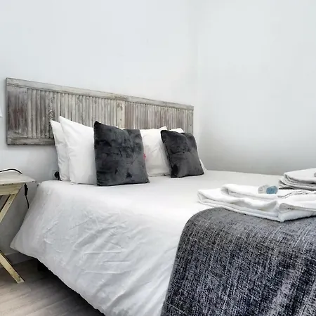 Apartment Trendy Alcantara Apartment