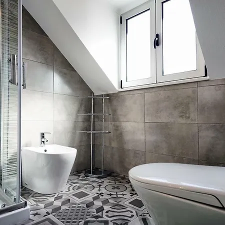 Trendy Alcantara Apartment *